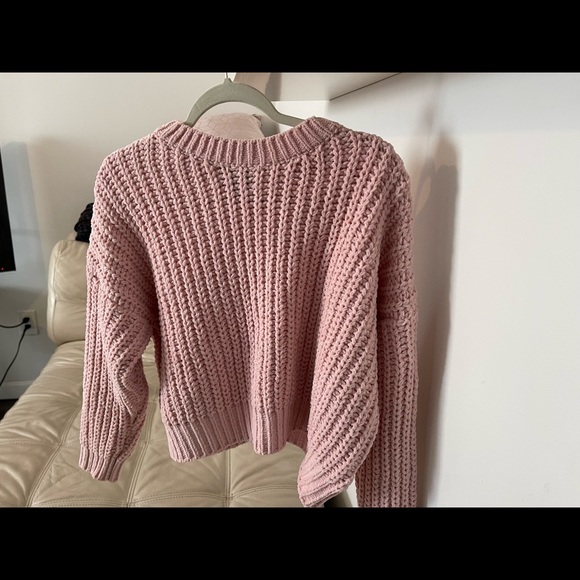 Pink Sweater - Picture 3 of 5